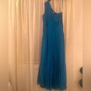 One shoulder luxury evening gown